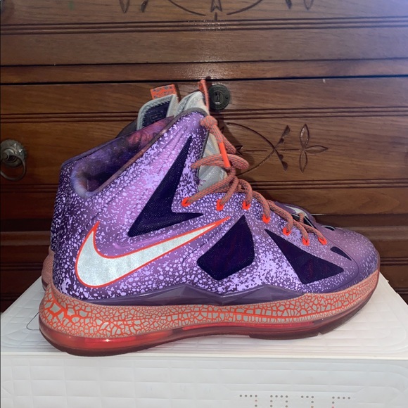 area 72 lebron 10